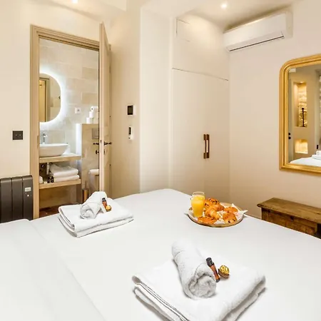 Superb Air-conditioned In The Heart Of The Marais Apartment