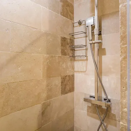 Superb Air-conditioned In The Heart Of The Marais *
